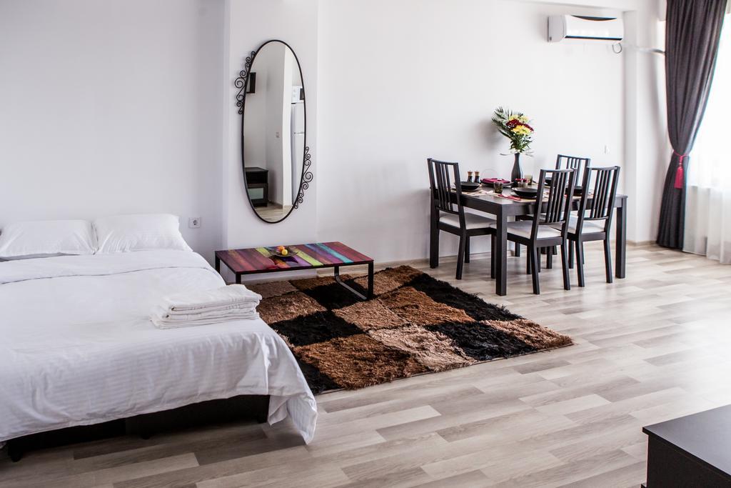 מאמאיה Oasis By The Sea - Summerland Apartment מראה חיצוני תמונה